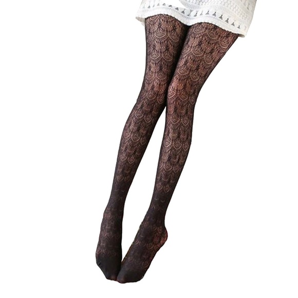 2 pairs black lace pattern tights. One size new - Picture 3 of 5